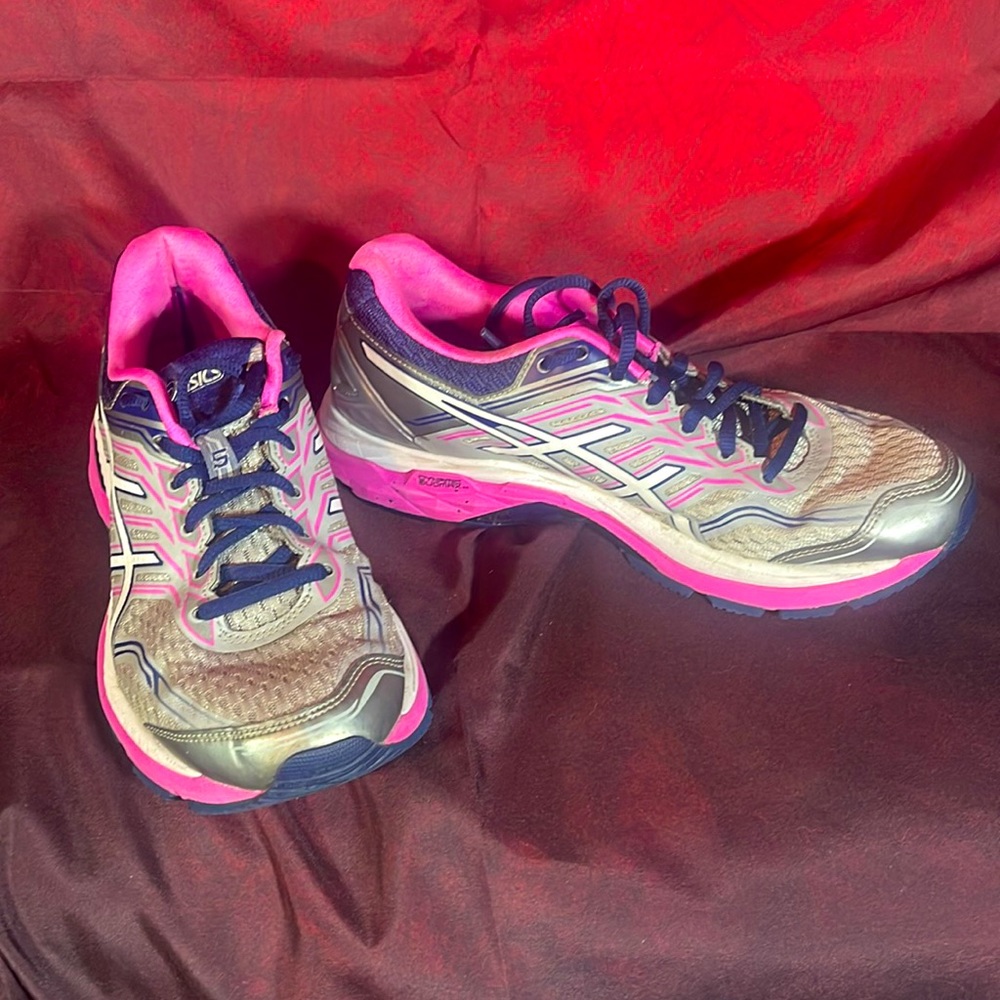 ASICS Women's GT-2000 5 Running Shoe, Mid Grey/White/Pink Glow,